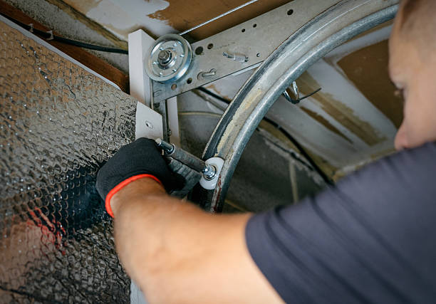 Affordable Garage Door Roller Replacement solutions in Lincolnwood, IL